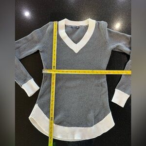 PattyBoutik XL grey and white sweater